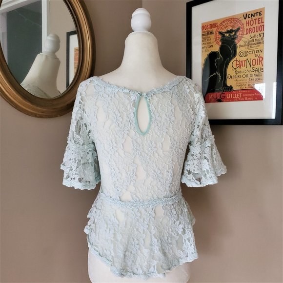 Free People Blue and Cream Lace Peplum Top Size XS - Picture 3 of 16